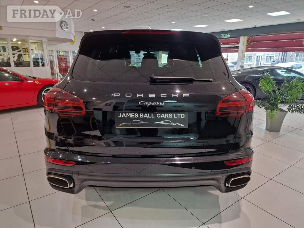 Porsche Cayenne 2017 - Cars