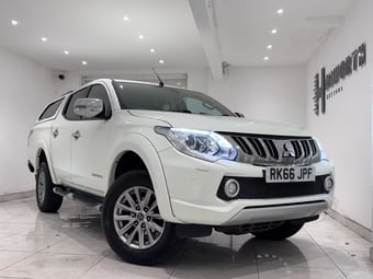 Mitsubishi L200 2016