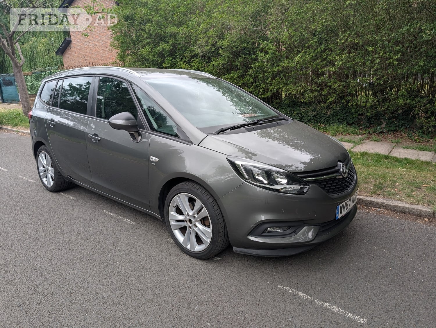 Vauxhall Zafira Tourer 2018 in Wembley