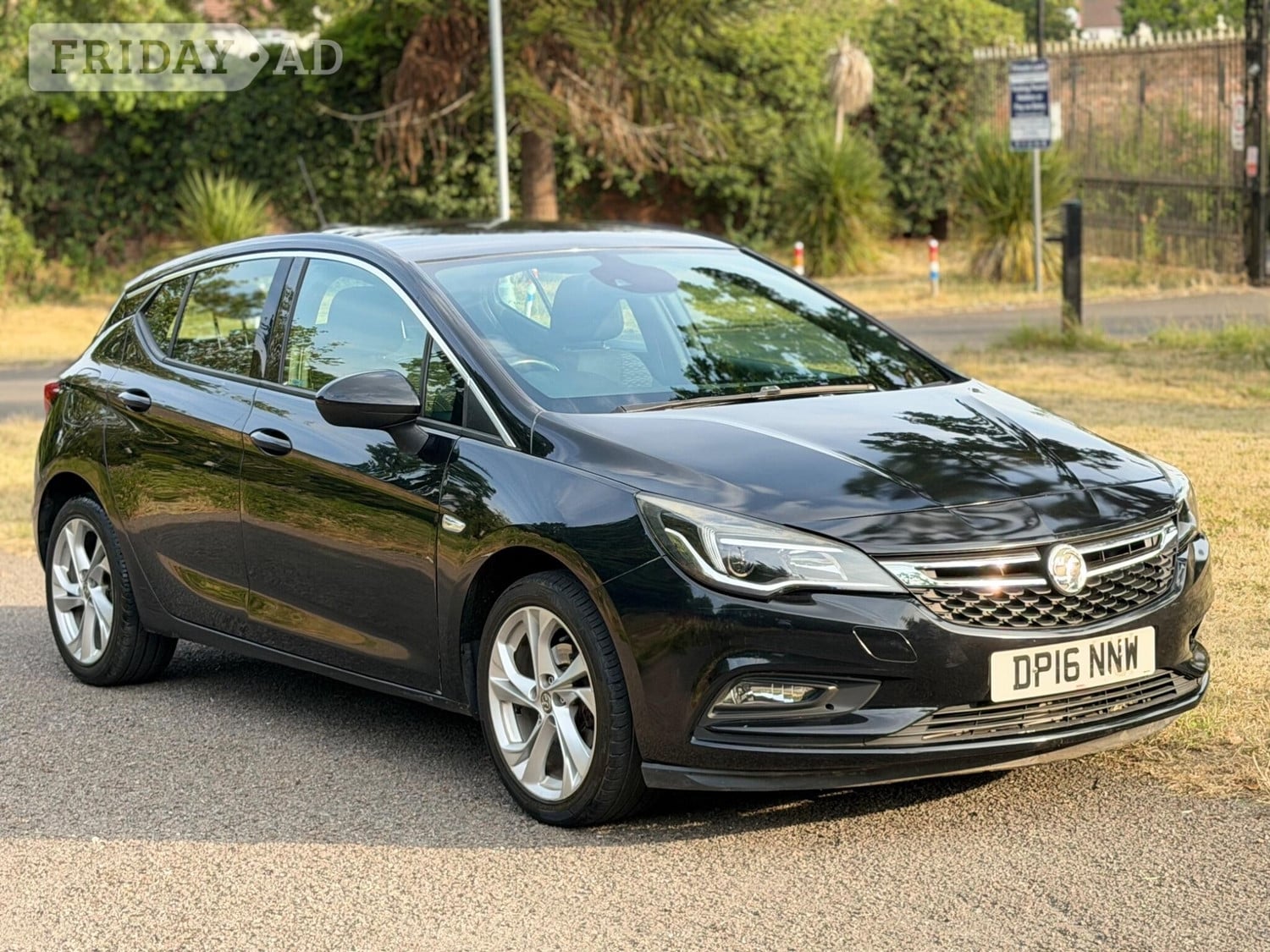 Vauxhall Astra 2016 in Slough