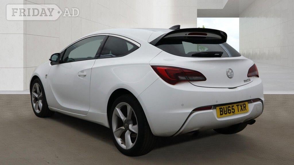 [ berth ]Vauxhall Astra
