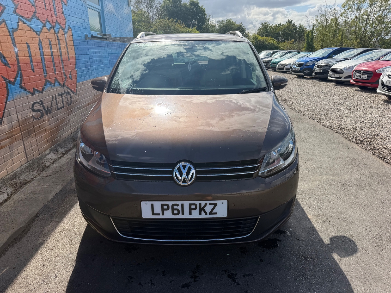 Volkswagen Touran 2012 - Cars
