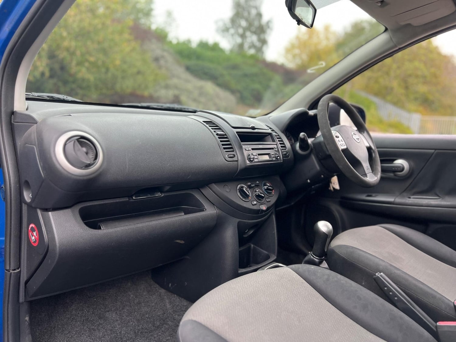 Nissan Note 2010 - Cars