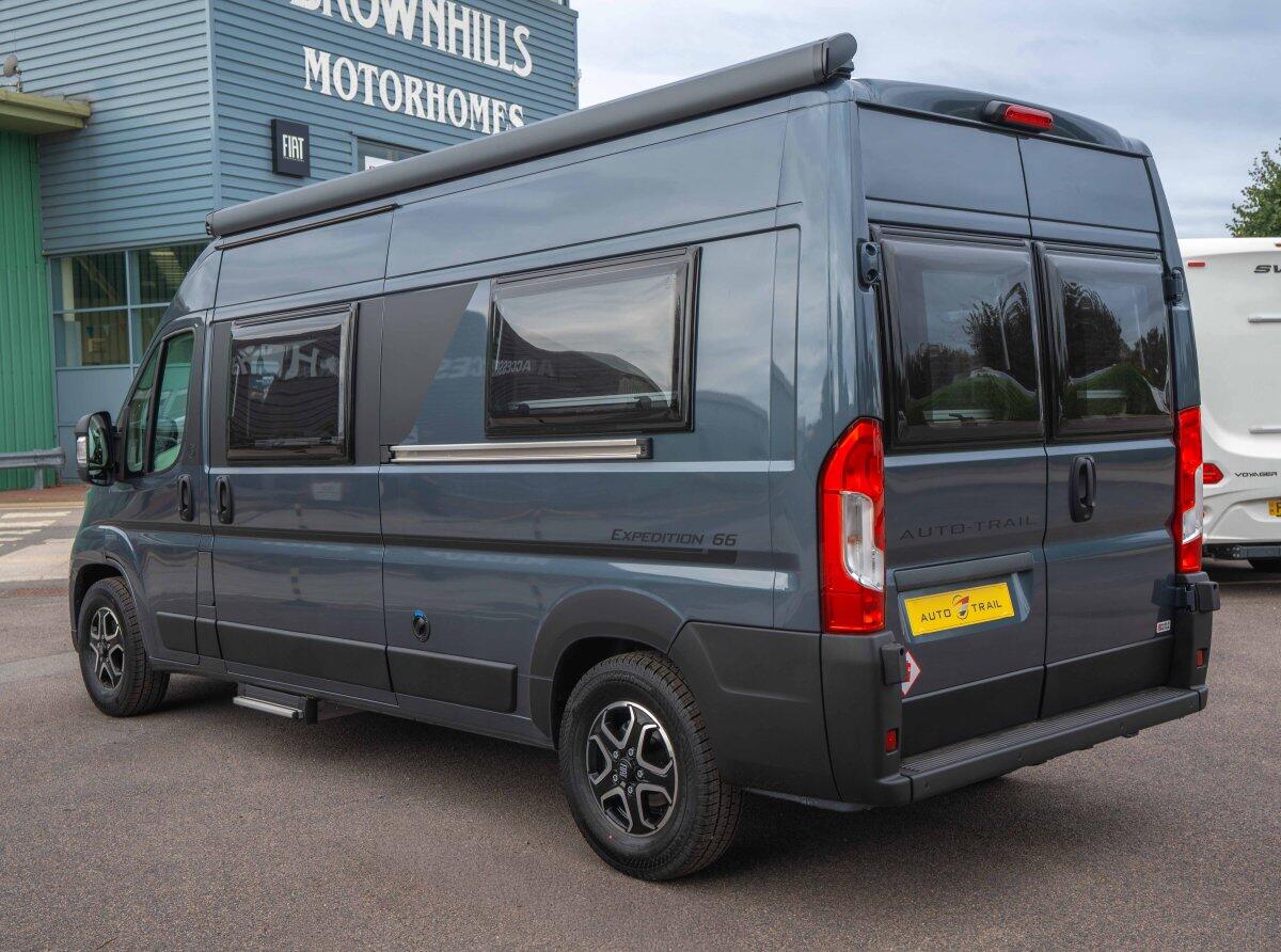 [2 berth ]Auto-Trail Expedition 66