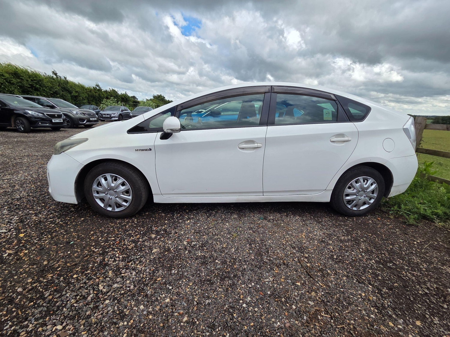 Toyota Prius 2018 - Cars in Knebworth