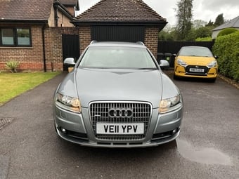 Audi A6 Allroad 2011