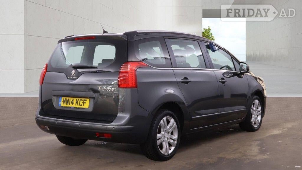 Peugeot 5008 2014 - Cars in Winchester