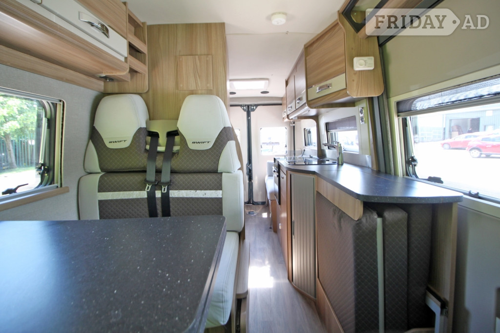 [4 berth ]Swift Select 184