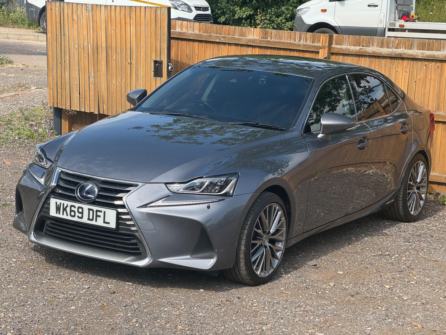 [ berth ]Lexus IS