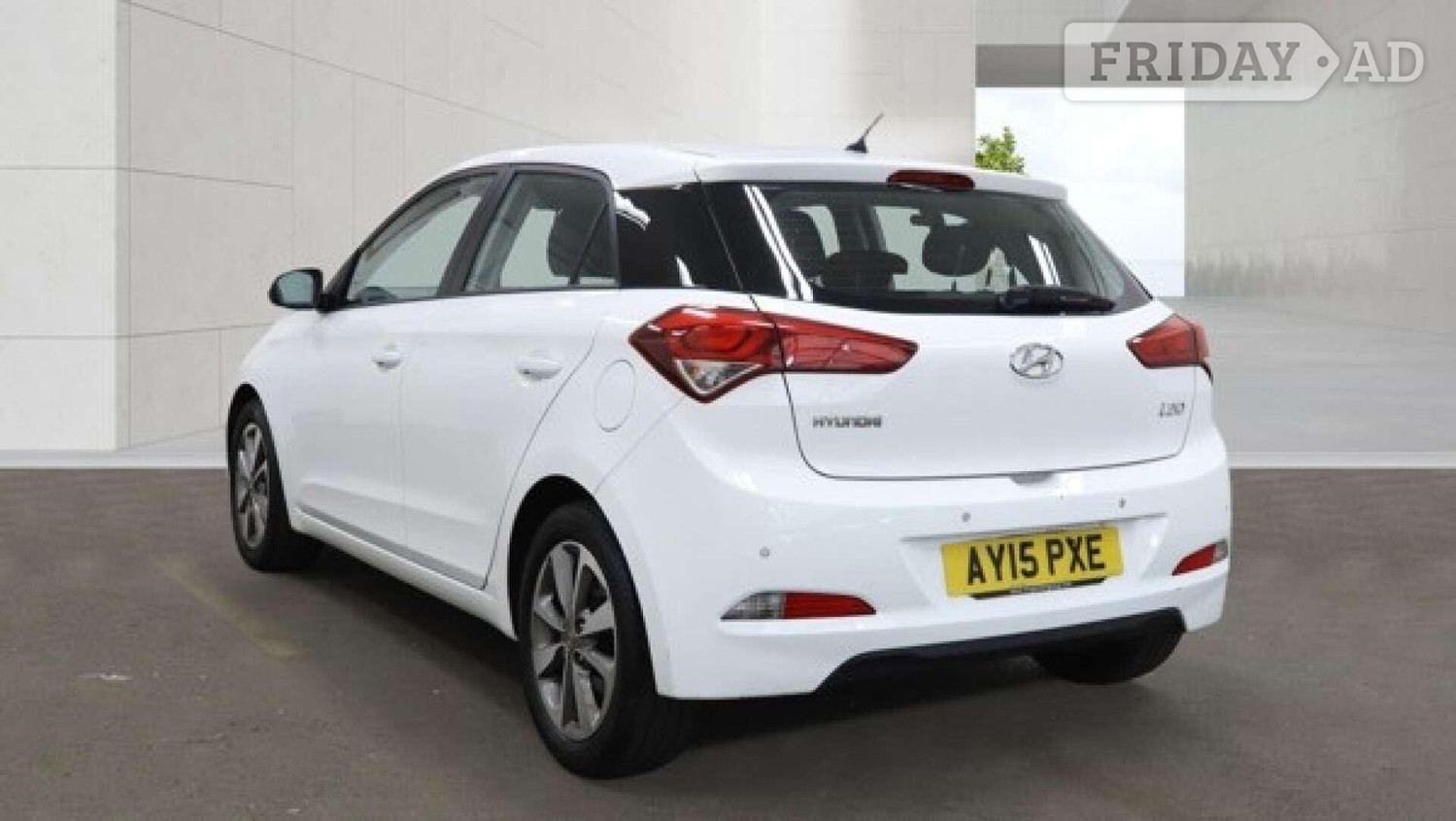 Hyundai i20 2015 - Cars in Uxbridge