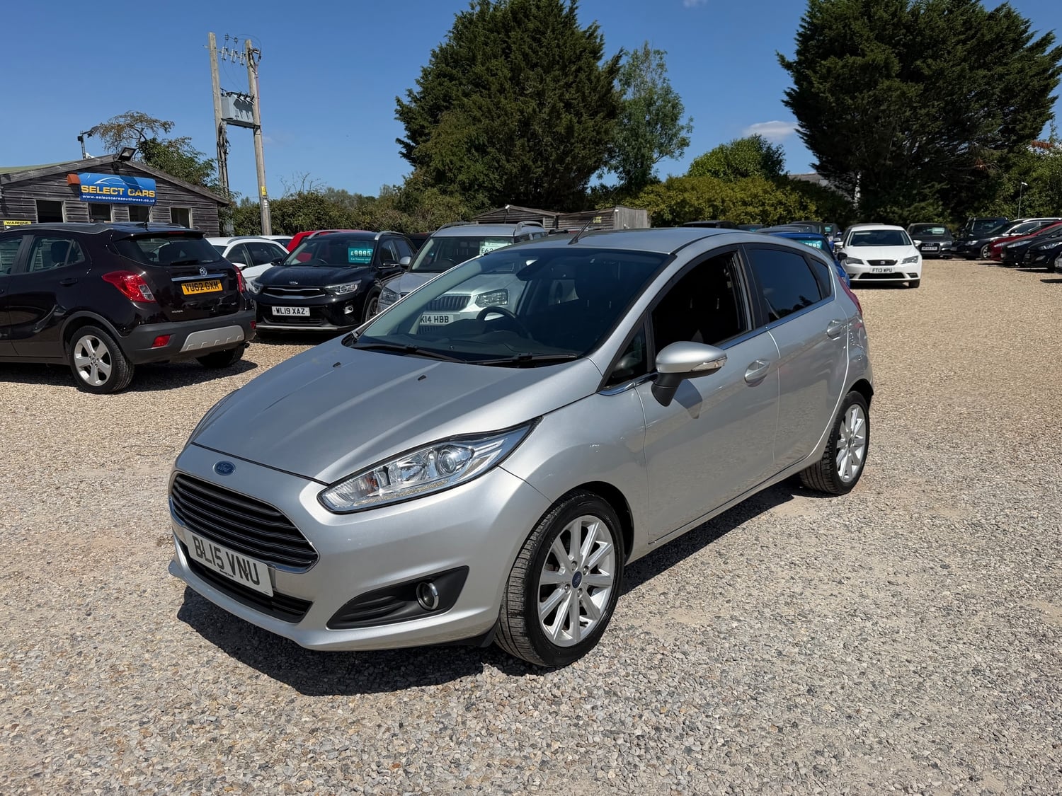 Ford Fiesta 2015 - Cars