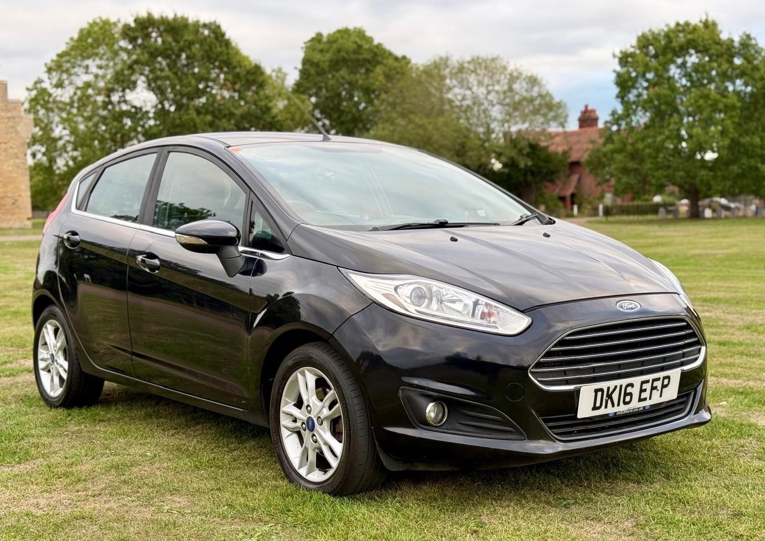 Ford Fiesta 2016 - Cars