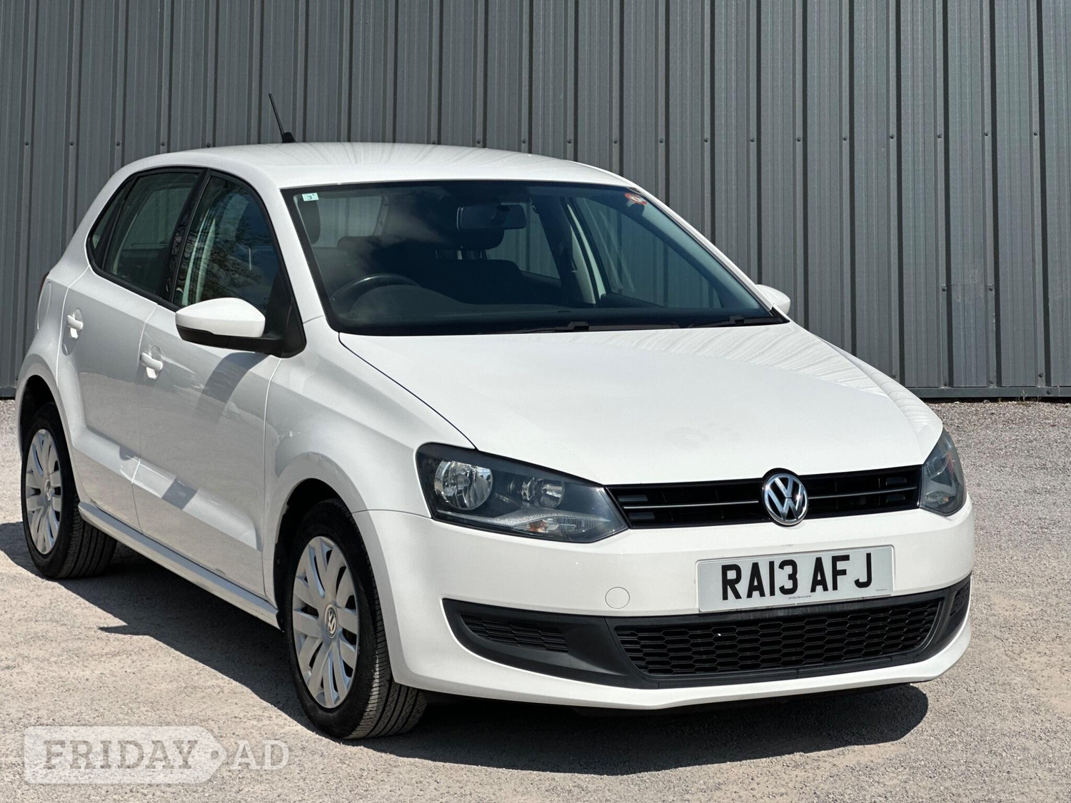 Volkswagen Polo 2013 in Farnham