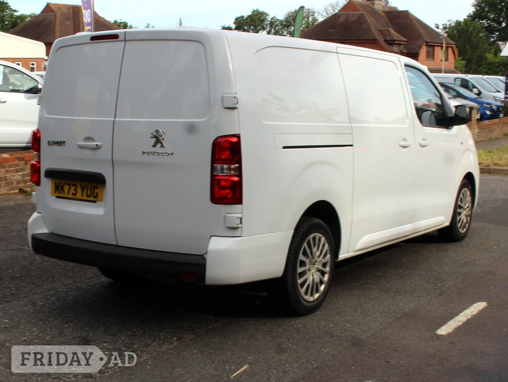 [ berth ]Peugeot Expert