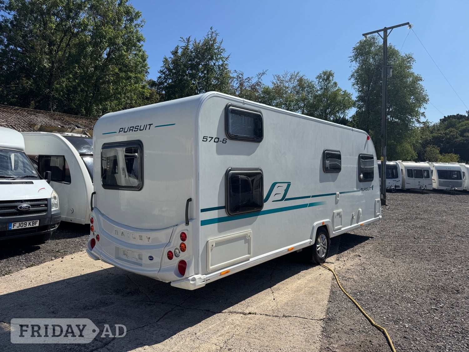 [ berth ]Bailey Pursuit