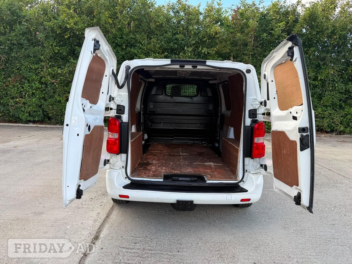 [ berth ]Toyota ProAce
