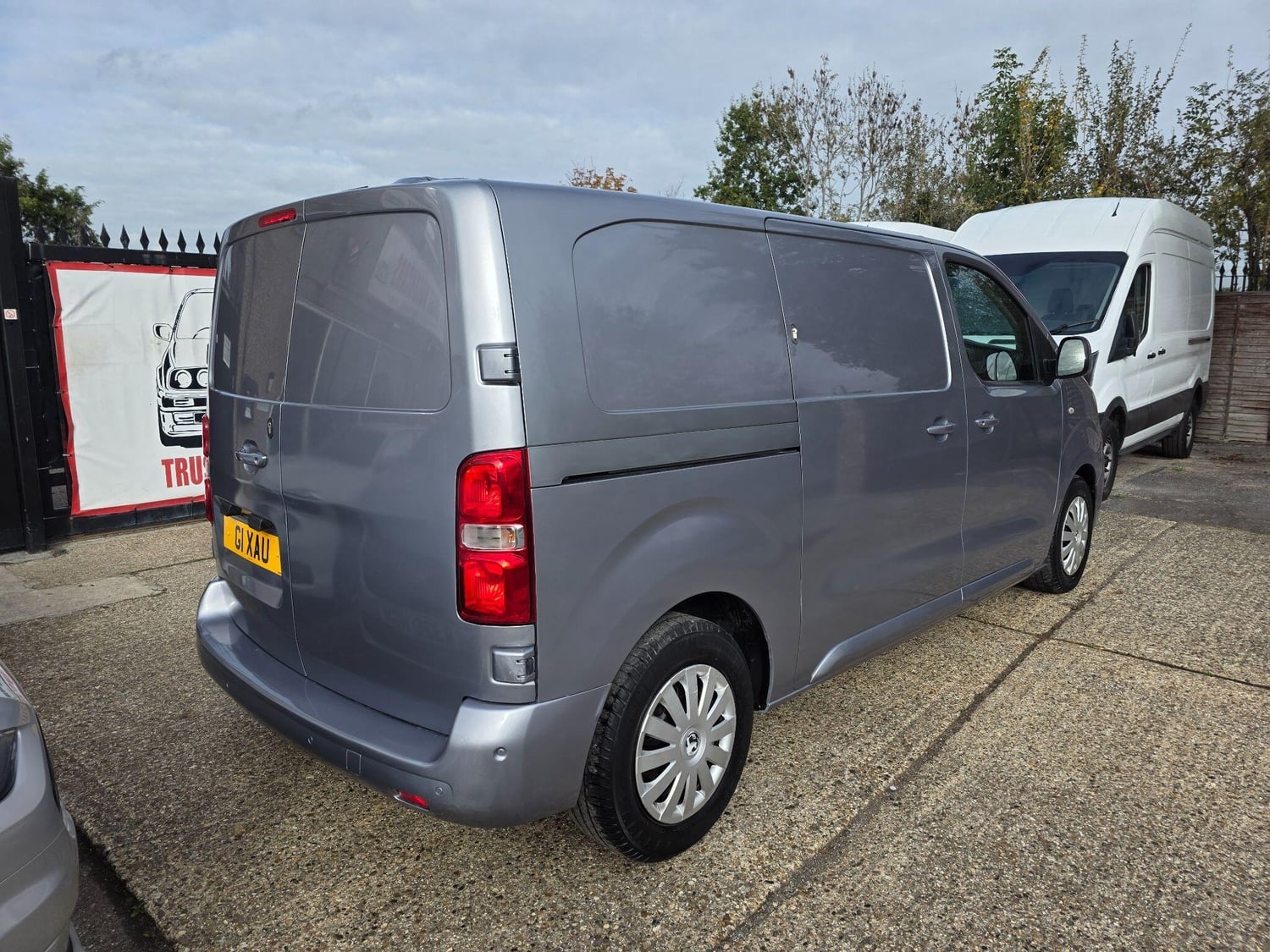 Vauxhall Vivaro 2019 - Vans & Commercial Vehicles in Hounslow