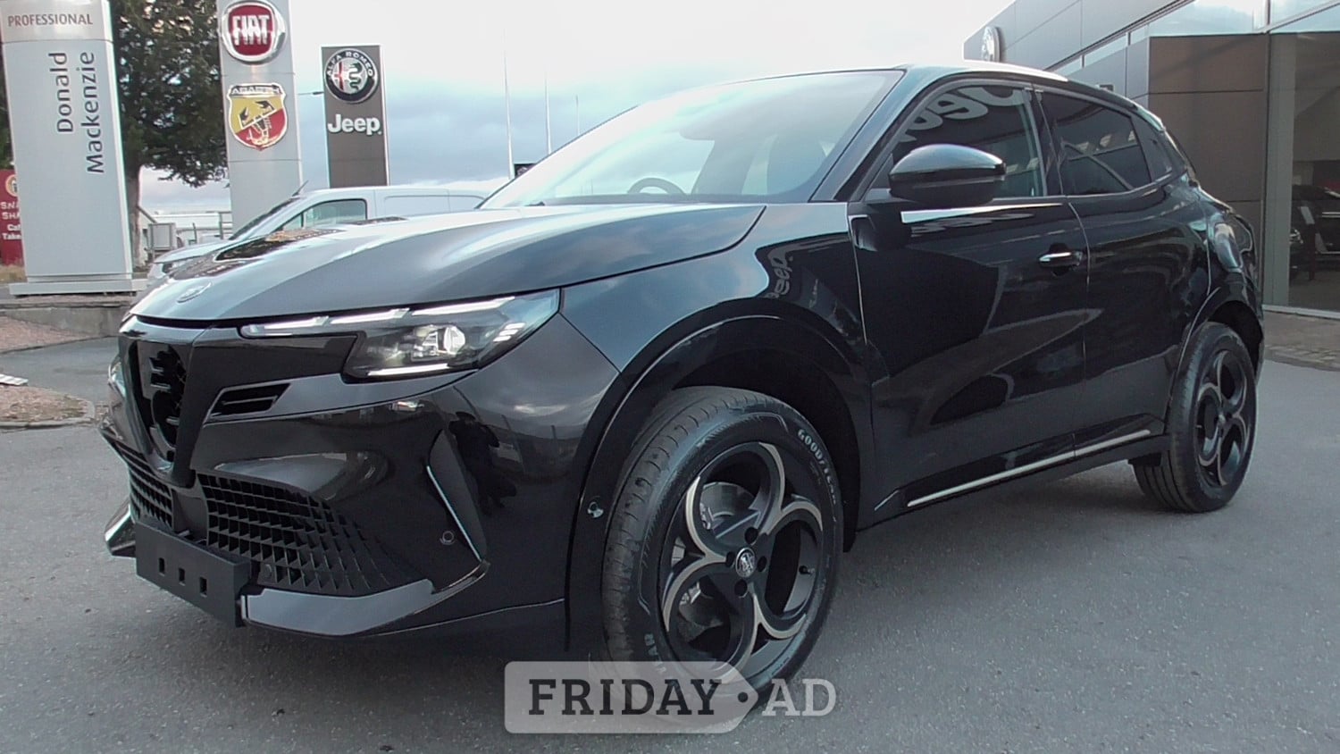Alfa Romeo Junior Ibrida 2026 in Inverness