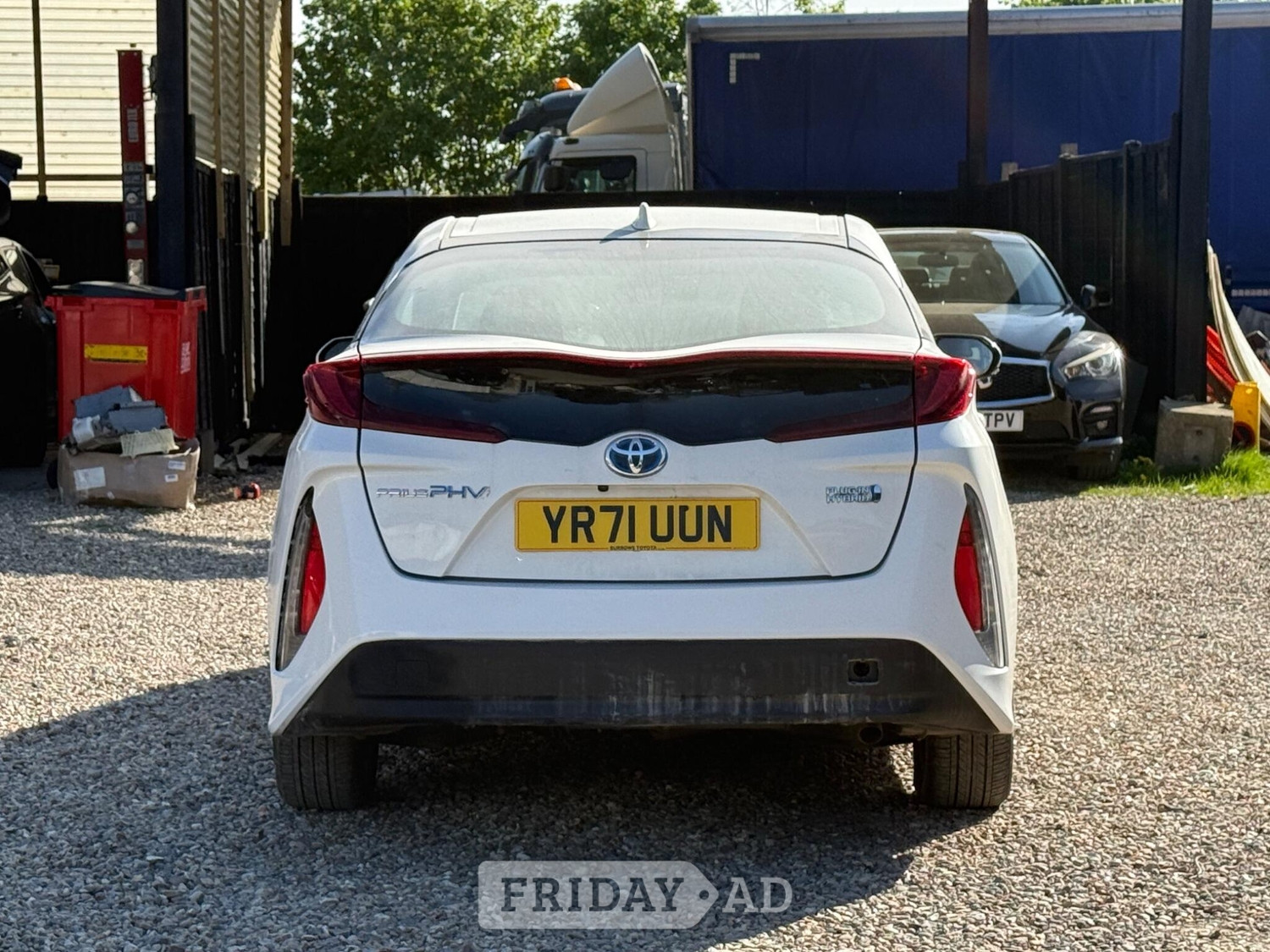 Toyota Prius 2021 - Cars