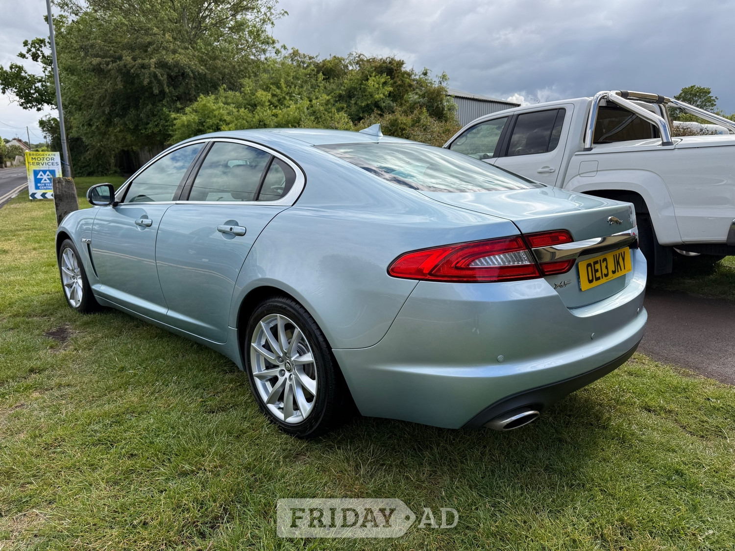 Jaguar XF 2013 - Cars