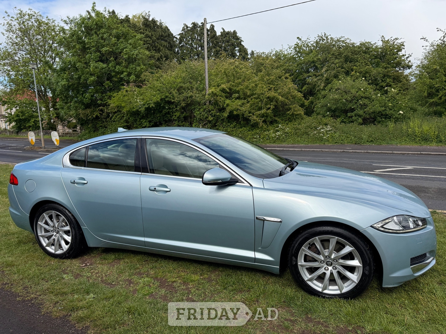 [ berth ]Jaguar XF