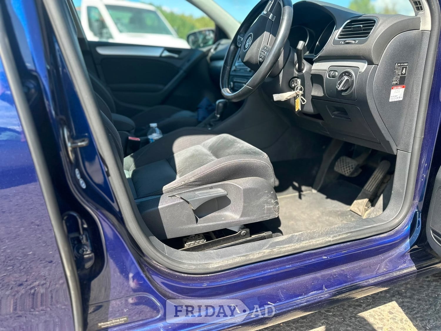 Volkswagen Golf Slough