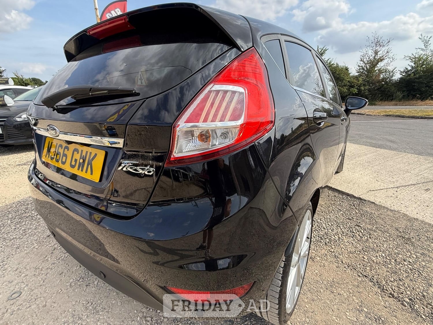 Ford Fiesta 2016 - Cars