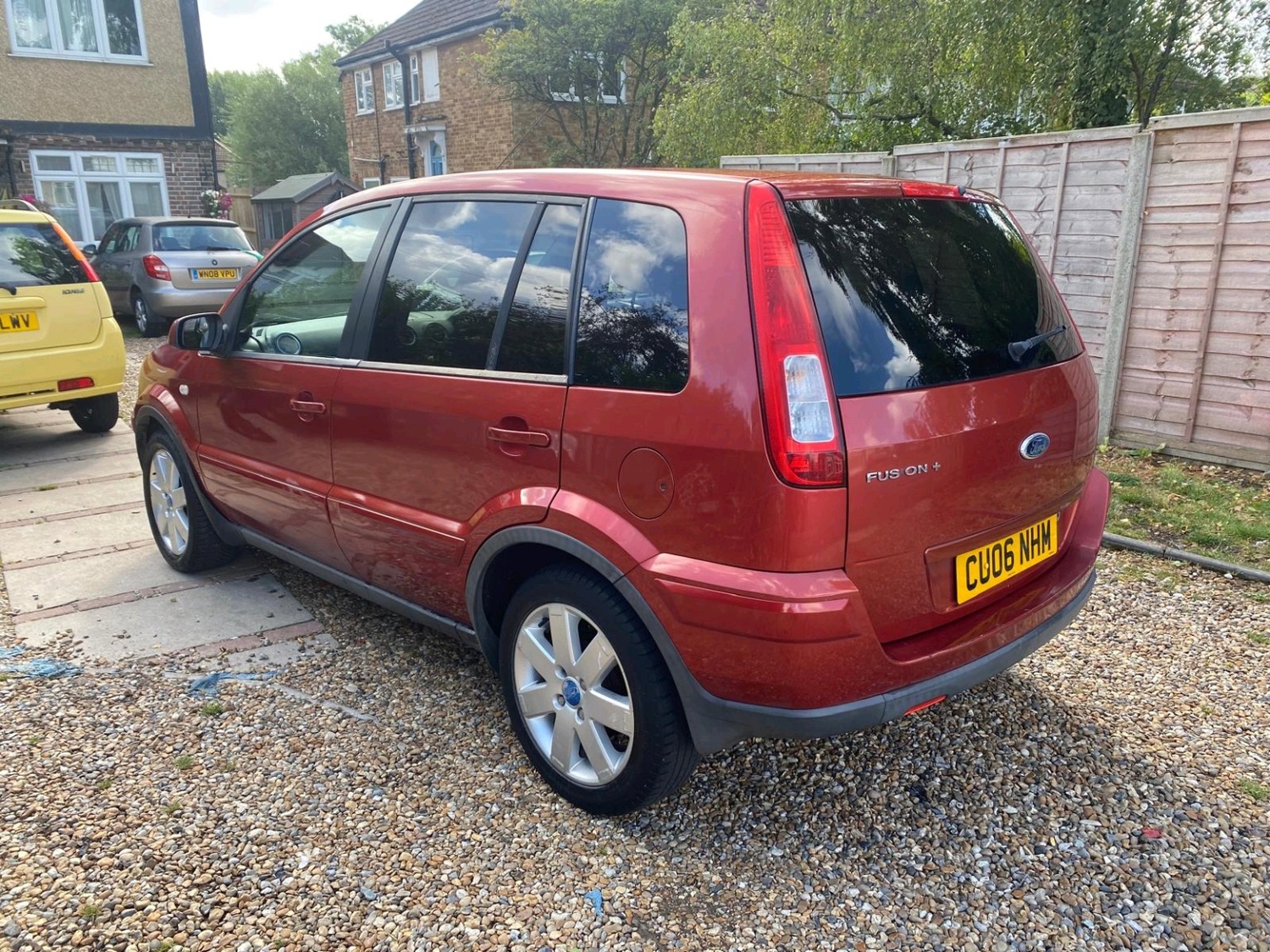 [ berth ]Ford Fusion