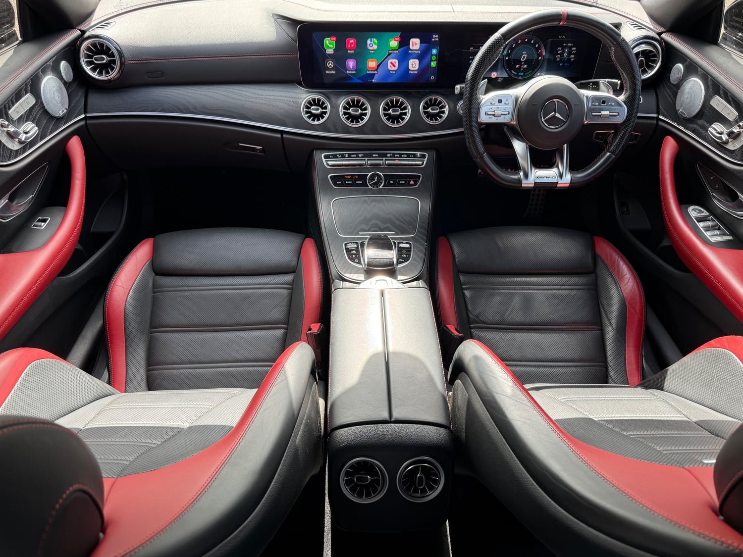 [ berth ]Mercedes-Benz E Class
