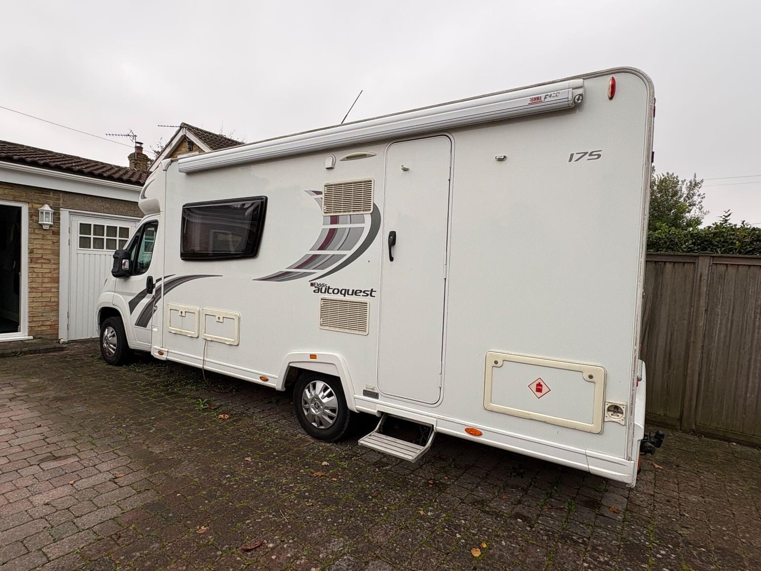 [2 berth ]Elddis Autoquest 175