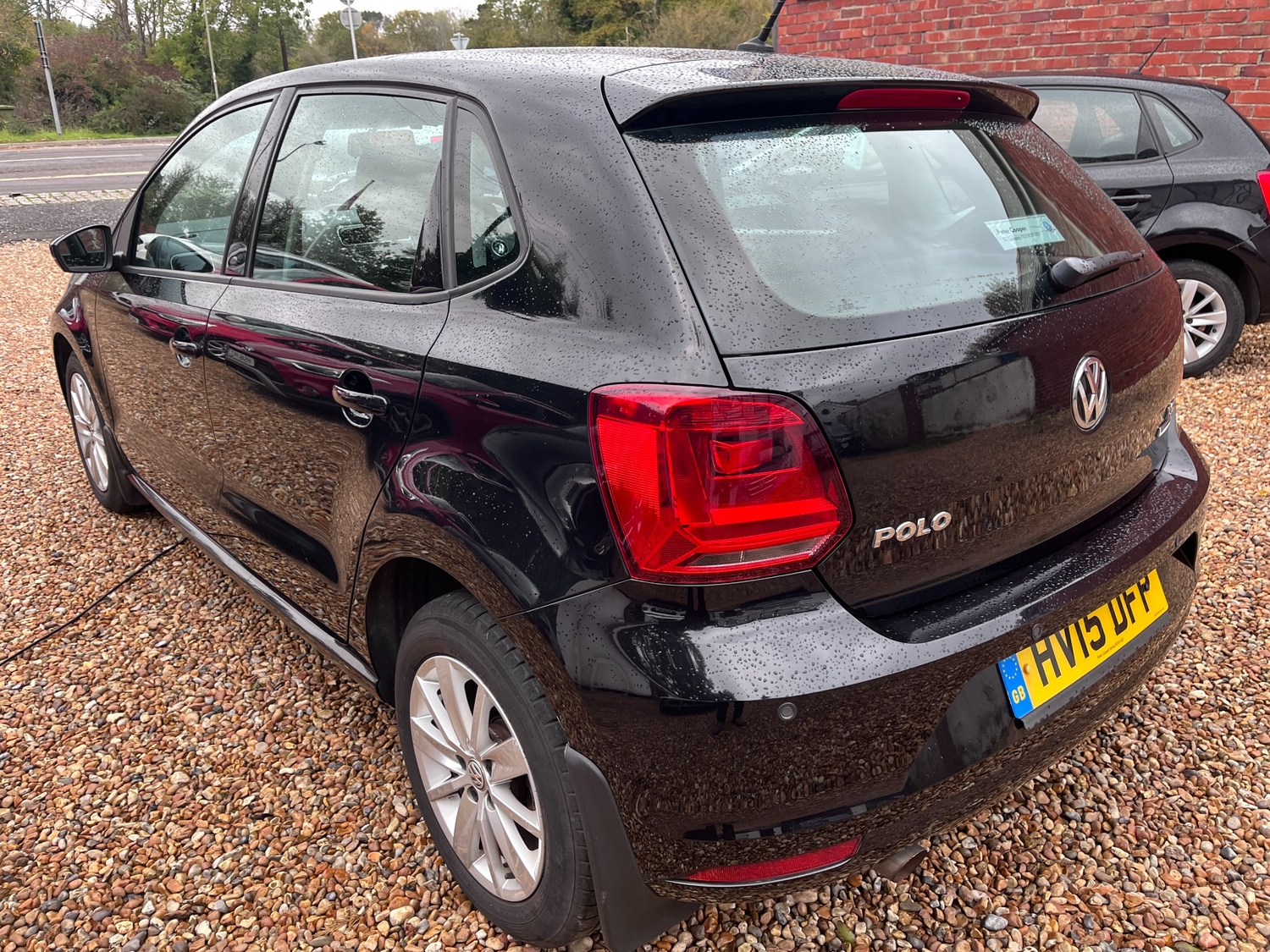Volkswagen Polo 2015 - Cars