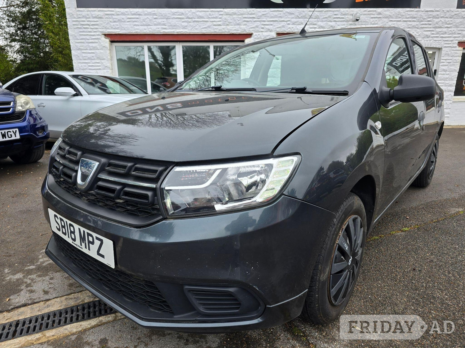 [ berth ]Dacia Sandero
