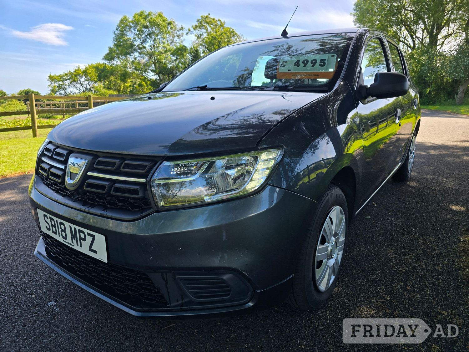 [ berth ]Dacia Sandero