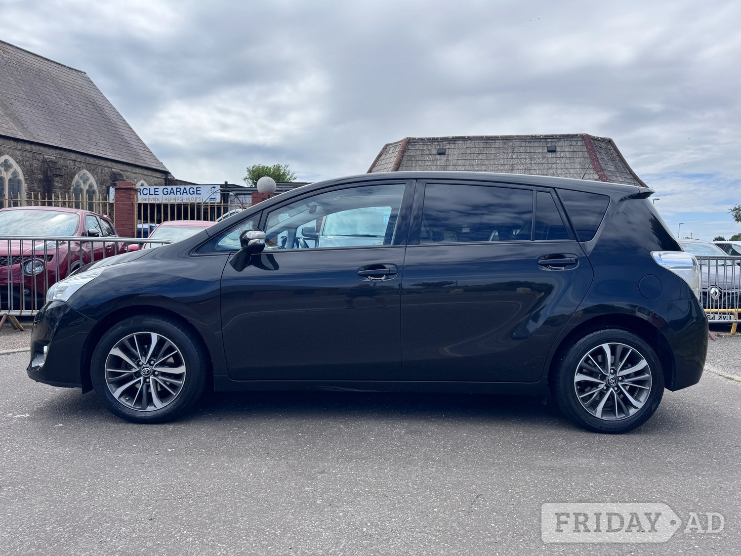 Toyota Verso Lancing