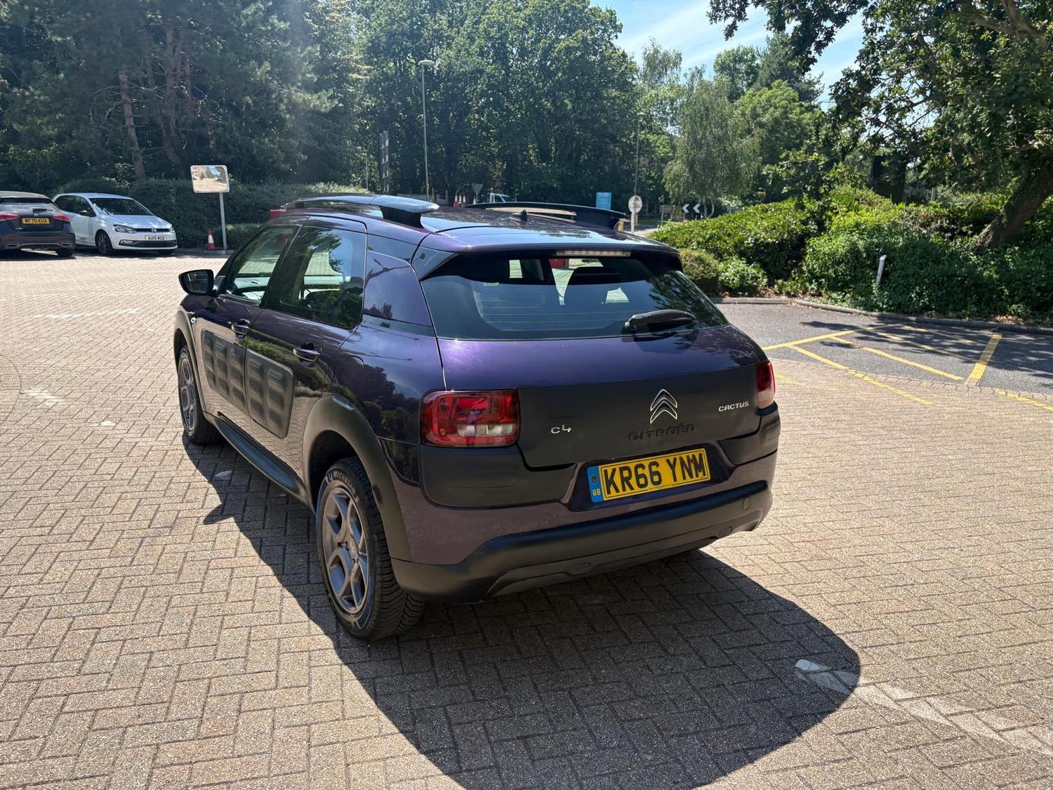 [ berth ]Citroen C4 Cactus