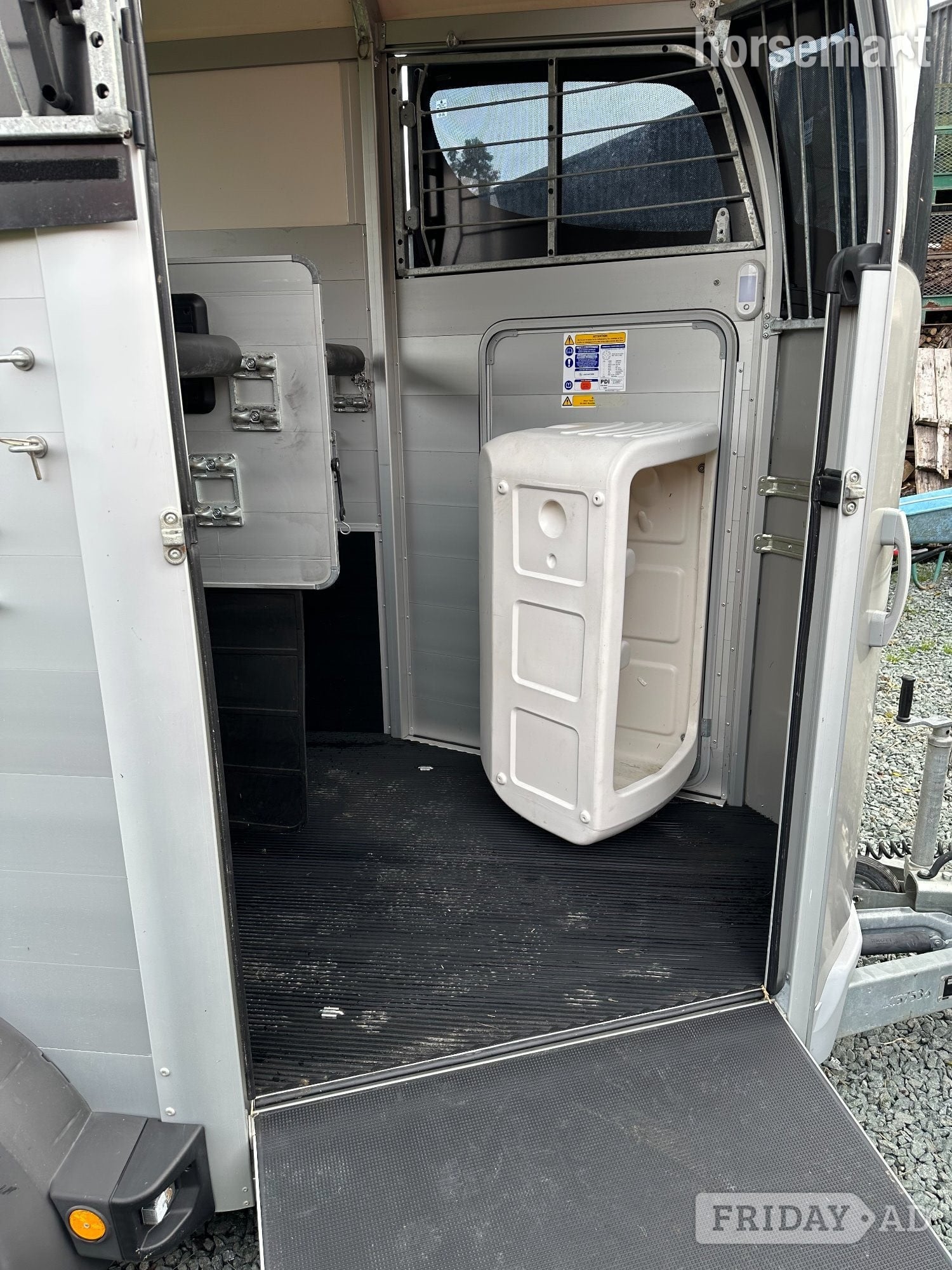 [ berth ]Ifor Williams IFOR WILLIAMS HBX506 SILVER HORSEBOX TRAILER 2022