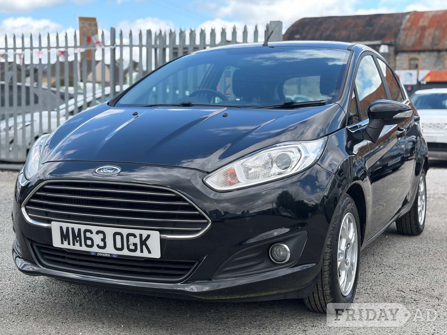 [ berth ]Ford Fiesta