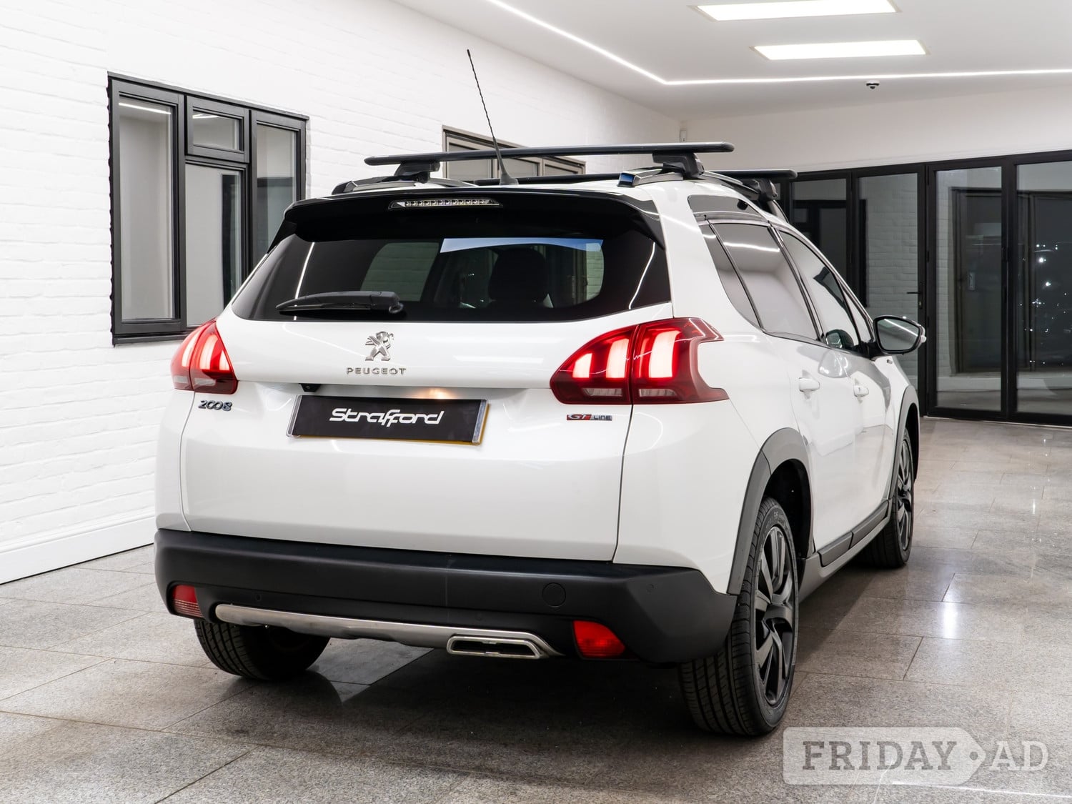 [ berth ]Peugeot 2008