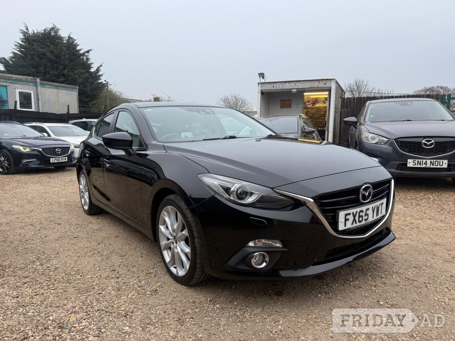 Mazda 3 2015 - Cars