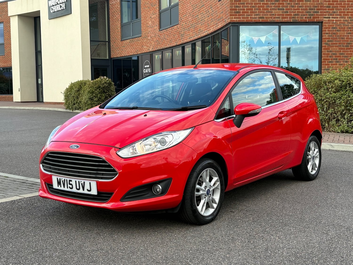 [ berth ]Ford Fiesta