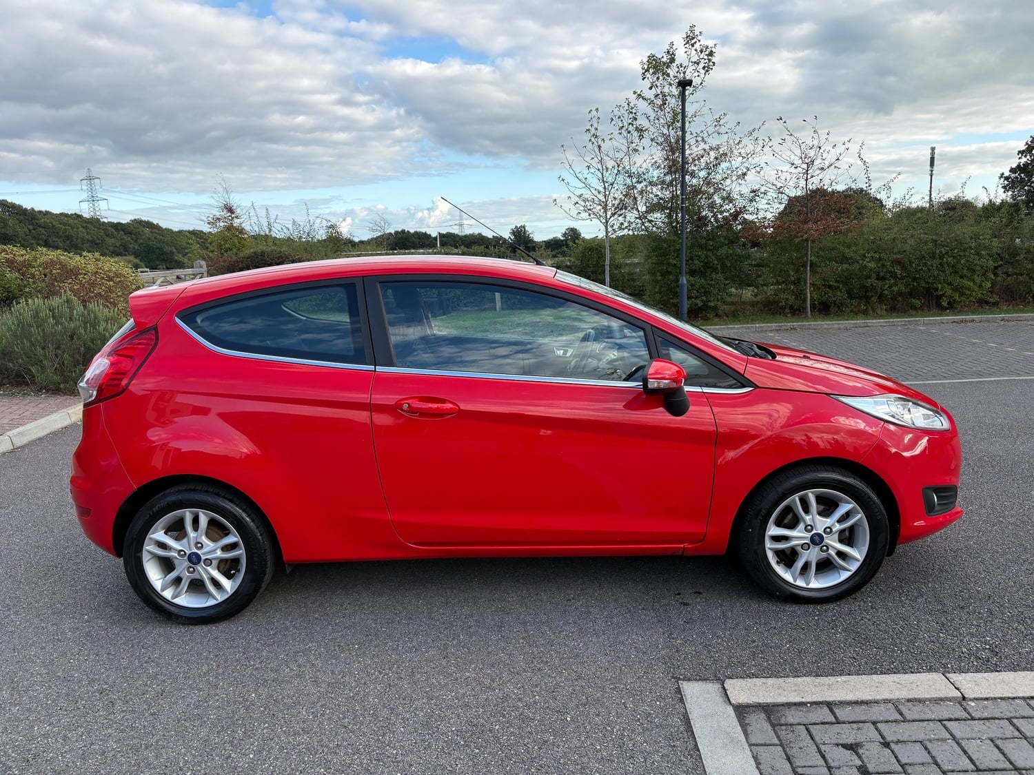 Ford Fiesta 2015 - Cars