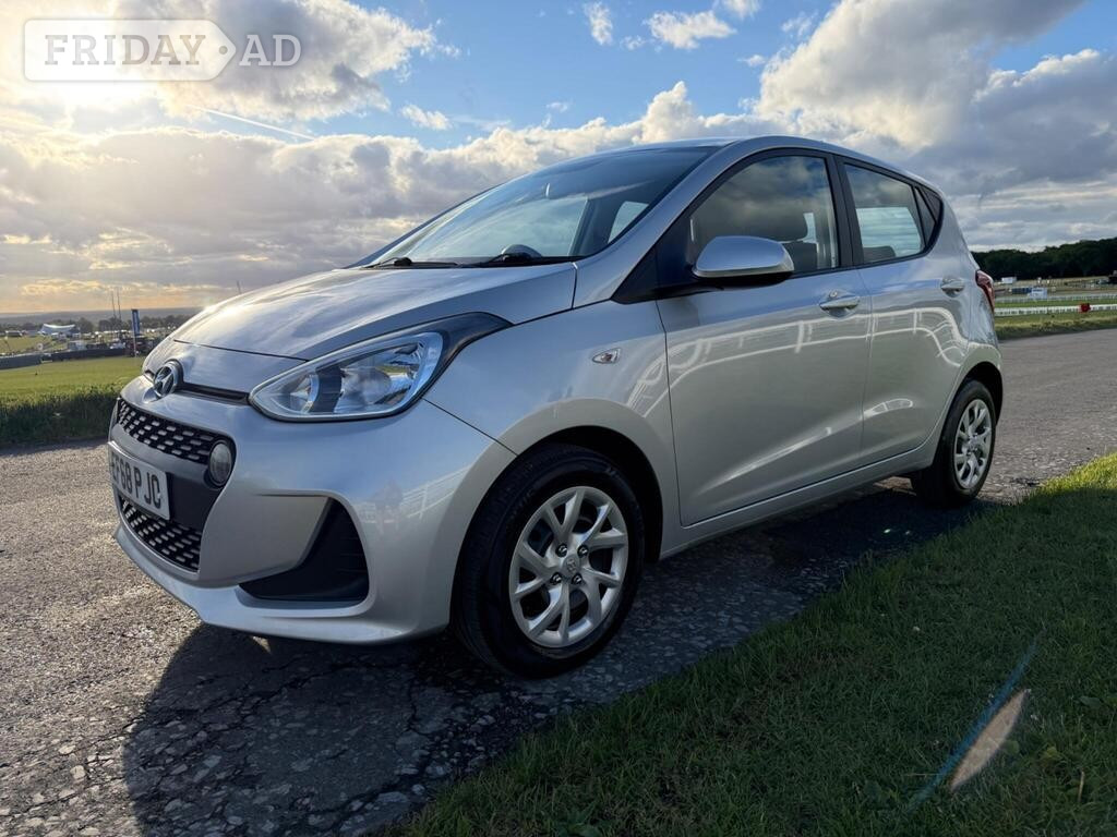 Hyundai i10 2019 - Cars in Epsom