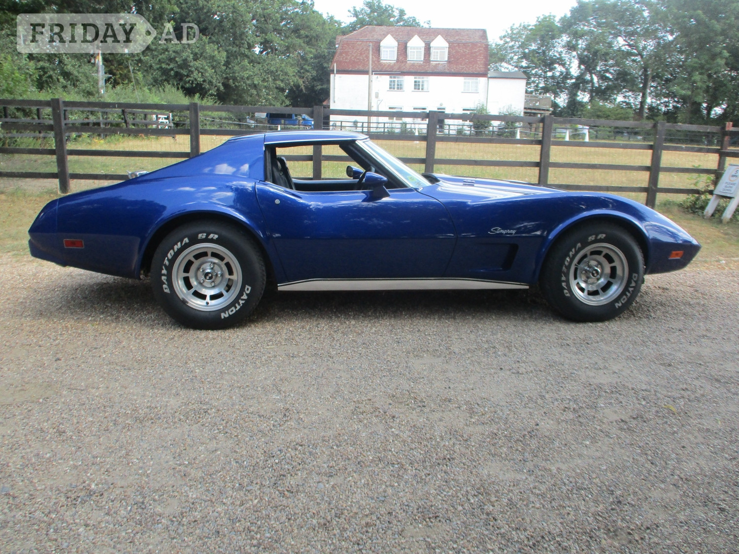 Chevrolet Corvette 1974 in Uxbridge