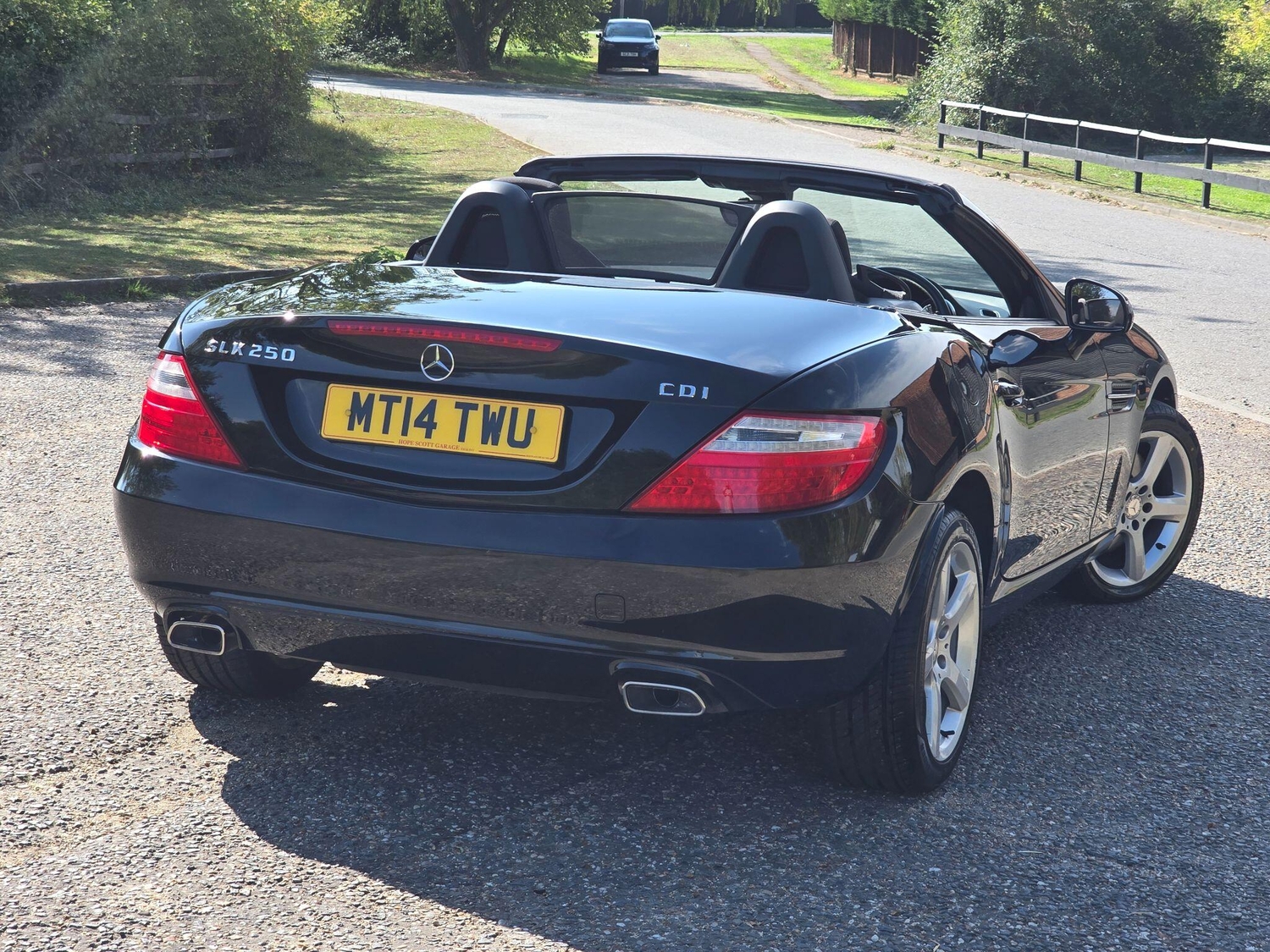 [ berth ]Mercedes-Benz SLK