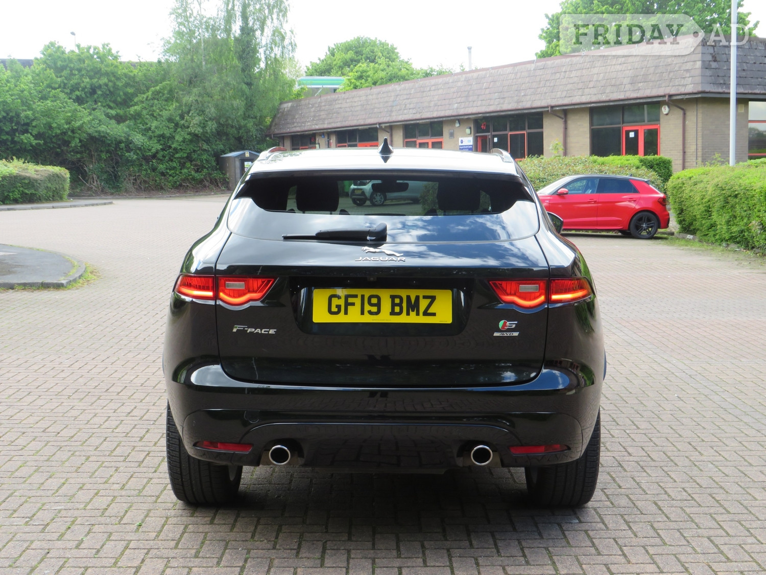 Jaguar F-Pace 2019 - Cars in Bradford