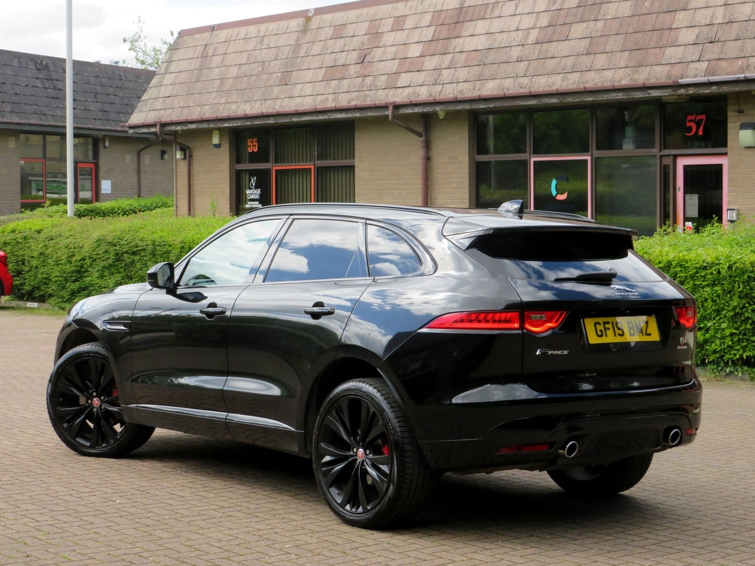 Jaguar F-Pace 2019 - Cars