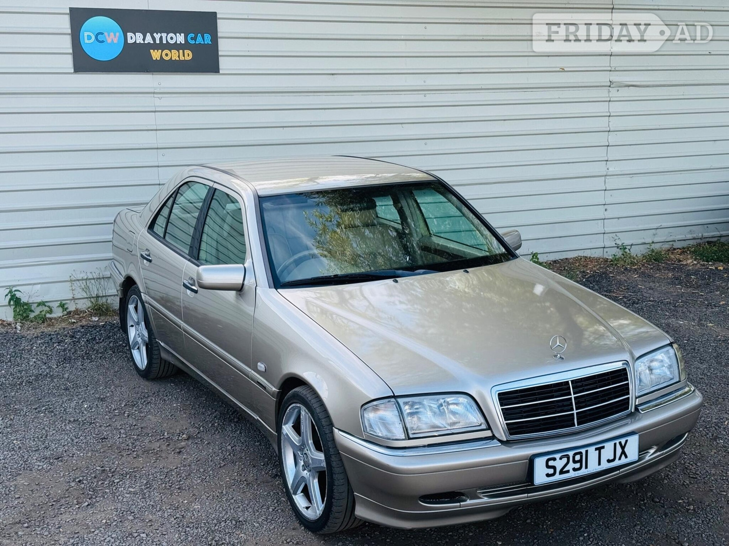 Mercedes-Benz C Class 1998 - Cars in Hillingdon