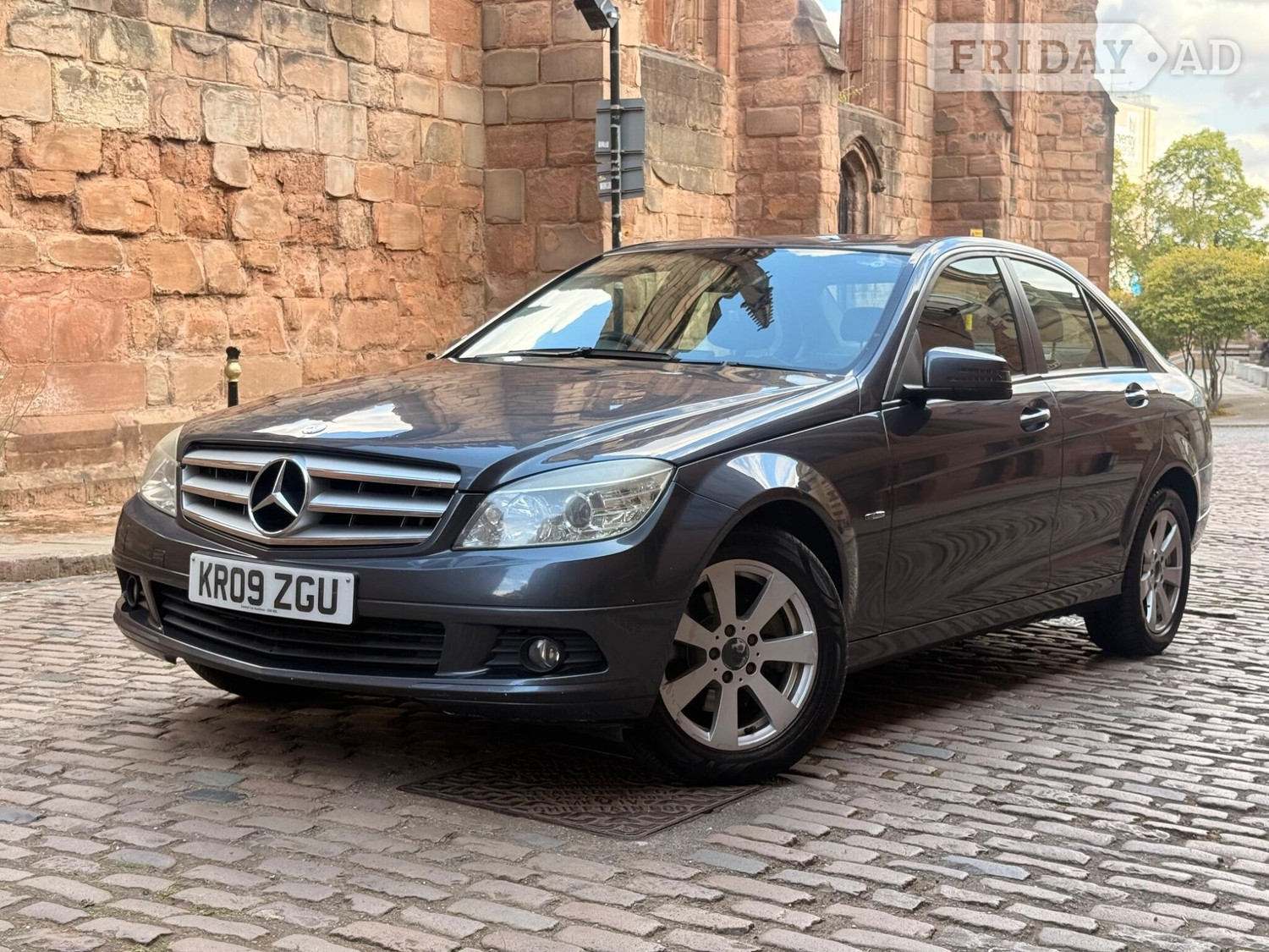 [ berth ]Mercedes-Benz C Class