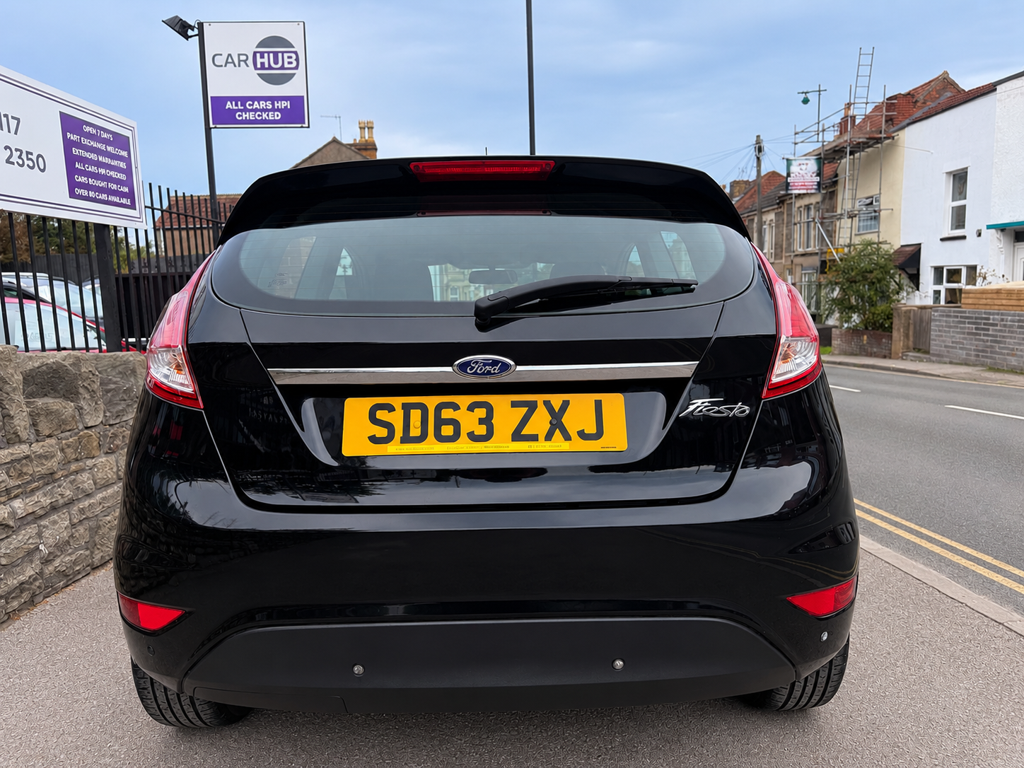 [ berth ]Ford Fiesta