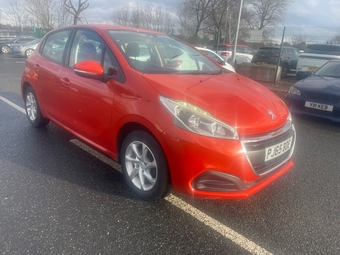Peugeot 208 2015
